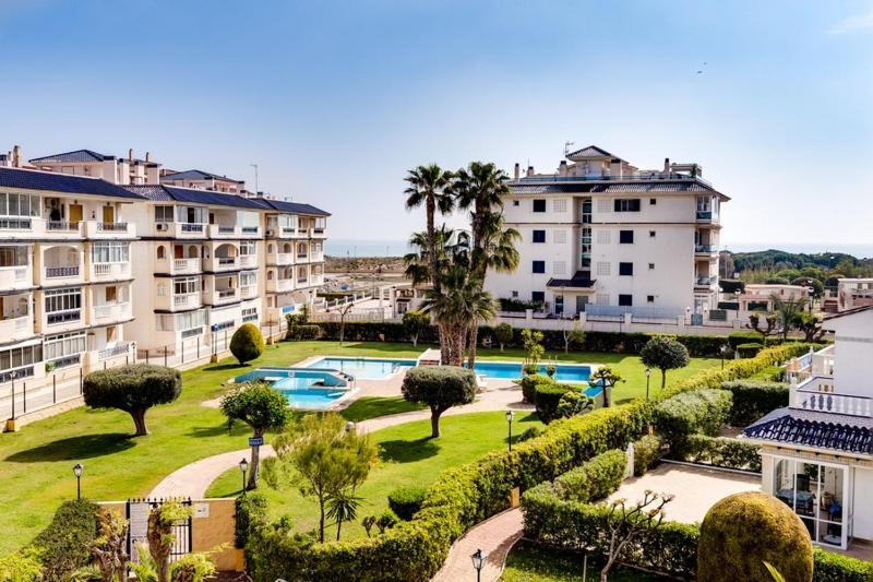 Apartamento Cerca De La Playa La Mata ลามาตา ภายนอก รูปภาพ