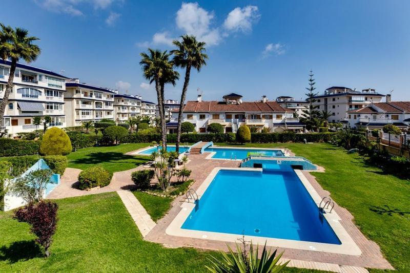 Apartamento Cerca De La Playa La Mata ลามาตา ภายนอก รูปภาพ